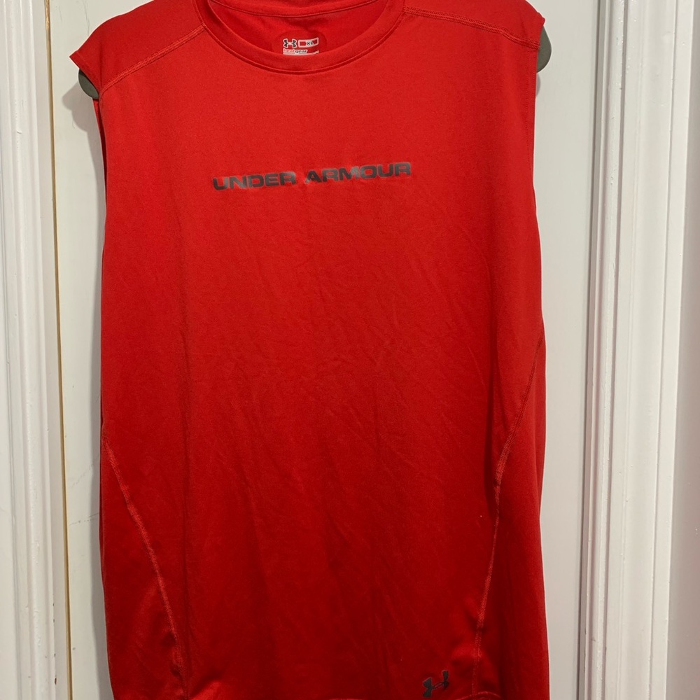 Under Armour Men’s Heat Gear Sleeveless Shirt
